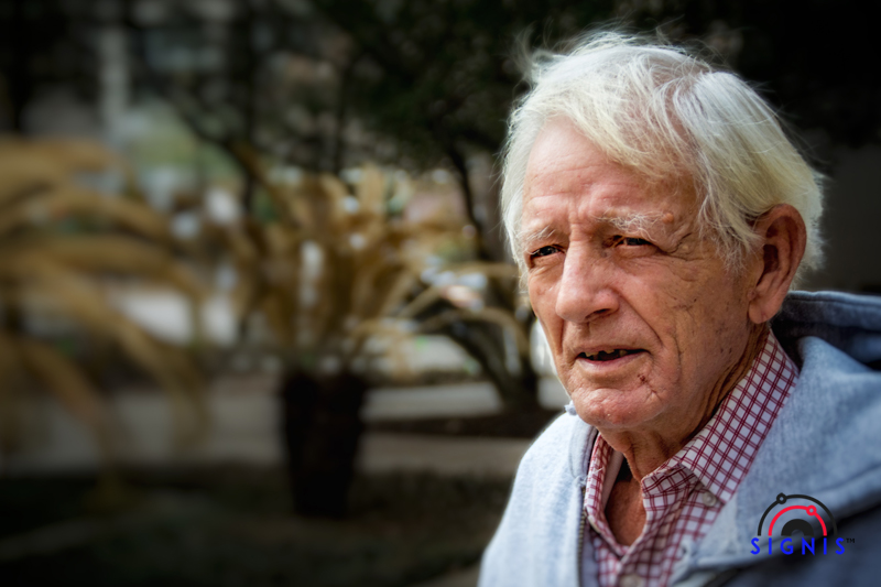 Dementia and GPS Trackers | SIGNIS GPS Dementia and GPS Trackers